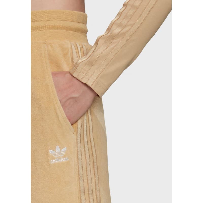 adidas Womens' Slim Joggers - Beige- بنطلون اديداس سليم للنساء لون بيج‏