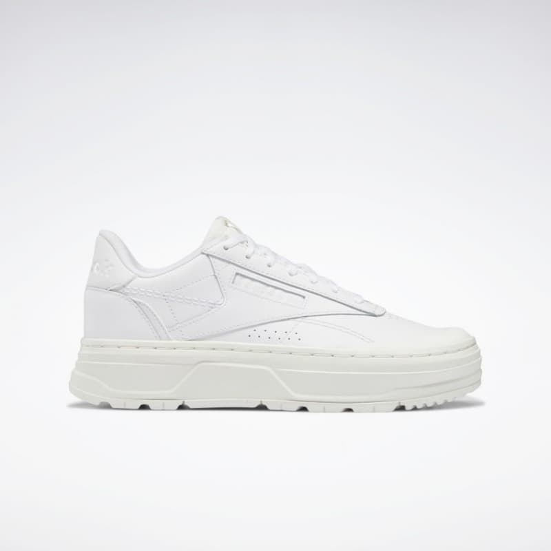 Reebok Women's Club C Double Geo Shoes- حذاء ريبوك كلو سي دبل جيو للنساء لون أبيض