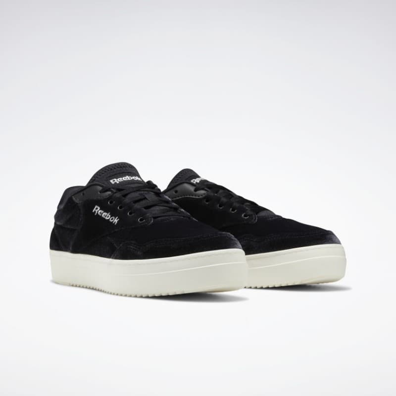 حذاء ريبوك رويال تيك للنساء لون أسود - Reebok Women's Royal Techque Shoes