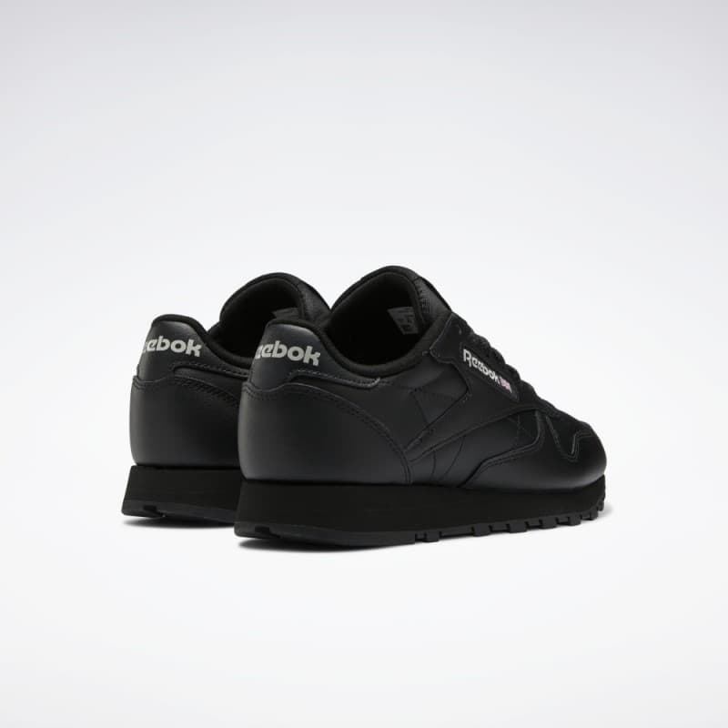 Reebok Unisex' Classic Leather Shoes- حذاء ريبوك كلاسيك ليذر للجنسين لون أسود
