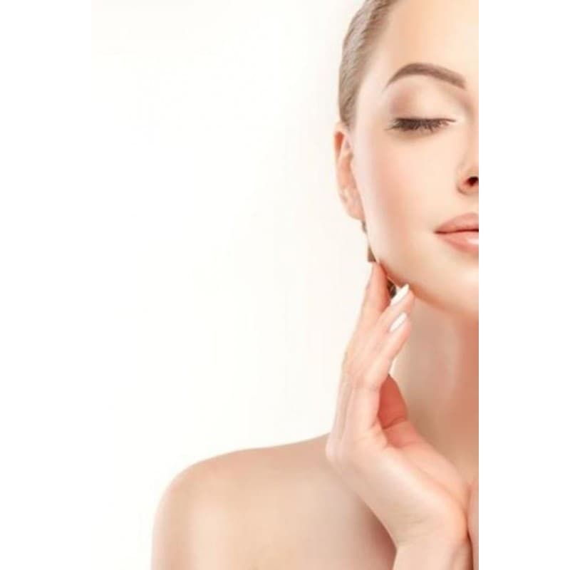 كريم وايتنينج مرطب ومفتح للنهار 50مل من Beauty CODE