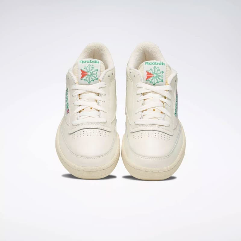 Reebok Unisex' Club C 85 Vintage Shoes - Chalk- حذاء ريبوك كلوب سي 85 فانتيج للجنسين لون أبيض طحيني