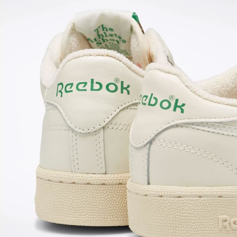 Reebok Unisex' Club C 85 Vintage Shoes - Chalk- حذاء ريبوك كلوب سي 85 فانتيج للجنسين لون أبيض طحيني