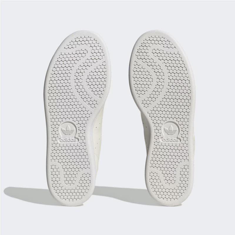 adidas Womens' Stan Smith Shoes - White- حذاء اديداس ستان سميث للنساء لون أوفوايت