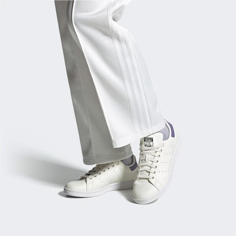adidas Womens' Stan Smith Shoes - White- حذاء اديداس ستان سميث للنساء لون أوفوايت