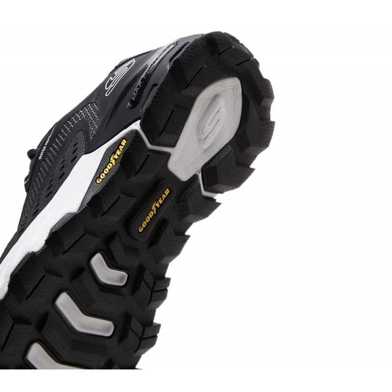 Skechers Men's Max Protect Shoes - حذاء سكيتشرز ماكس بروتيكت للرجال لون أسود وأبيض