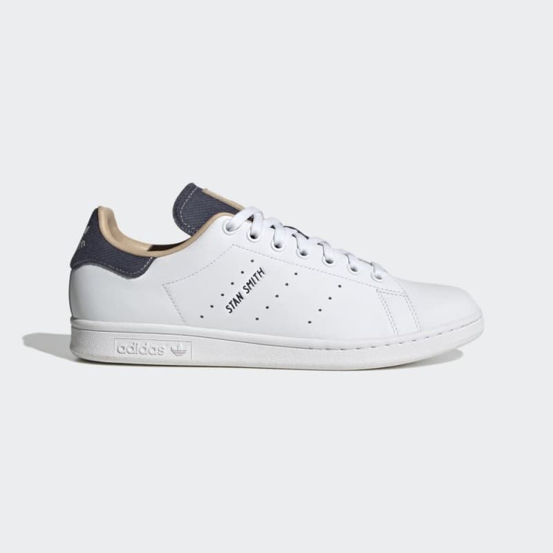 adidas Unisex Stan Smith Shoes - White- حذاء اديداس ستان سميث للجنسين لون أبيض 