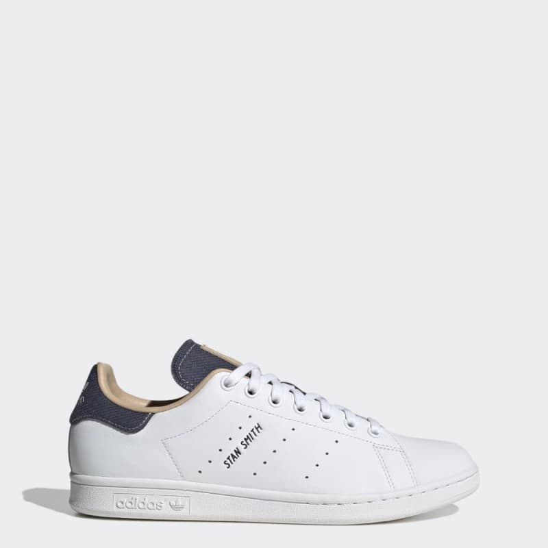 adidas Unisex Stan Smith Shoes - White- حذاء اديداس ستان سميث للجنسين لون أبيض 