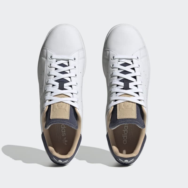 adidas Unisex Stan Smith Shoes - White- حذاء اديداس ستان سميث للجنسين لون أبيض 