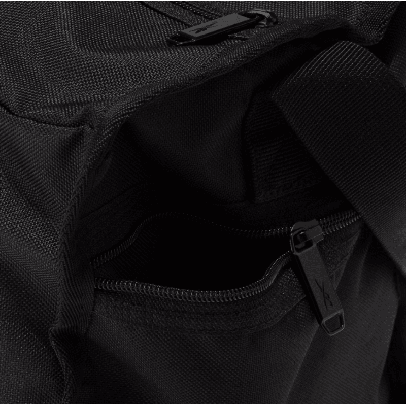 Reebok Unisex Training Essentials Grip Bag- حقيبة ريبوك اسينشيال جريب للجنسين لون أسود