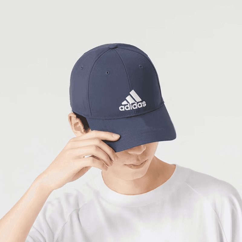 adidas Unisex' Lightweight Embroidered Baseball Cap -Blue- طاقية اديداس لايت ويت ايمبروديد للجنسين لون أزرق