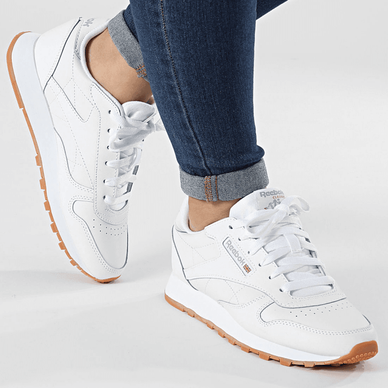 Reebok Classic Leather Shoes - Grade School- حذاء ريبوك كلاسيك ليذر لون ابيض