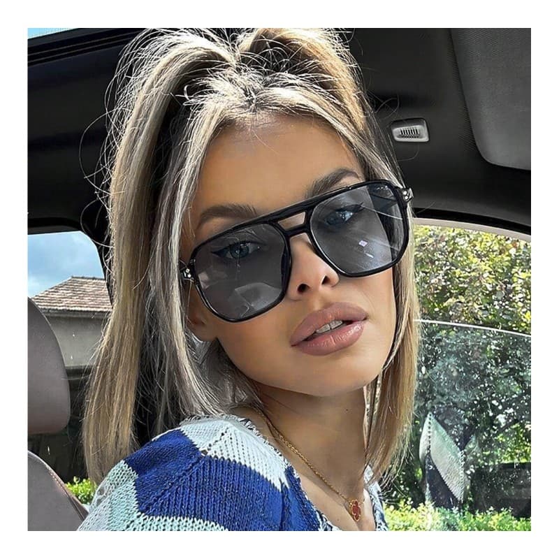 نظارة مربعة نقطتين أسود