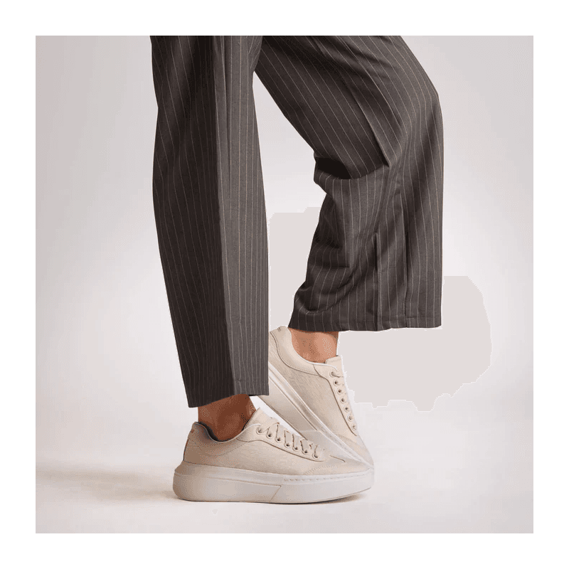 Skechers Womens' Cordova Classic - High Status Shoes- حذاء سكيتشرز كوردوفا كلاسيك - هاي ستستس للنساء لون أوف وايت