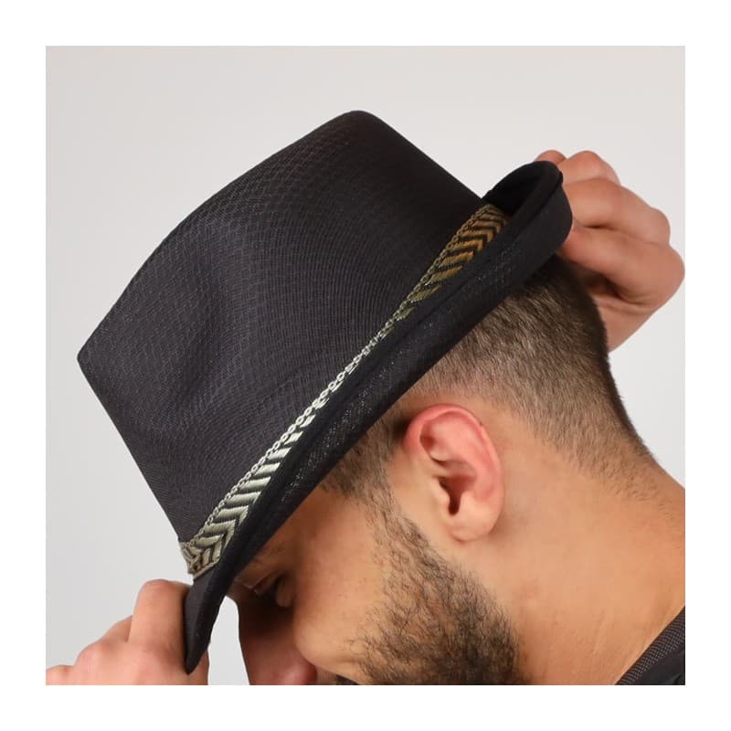 طاقية Cowboy