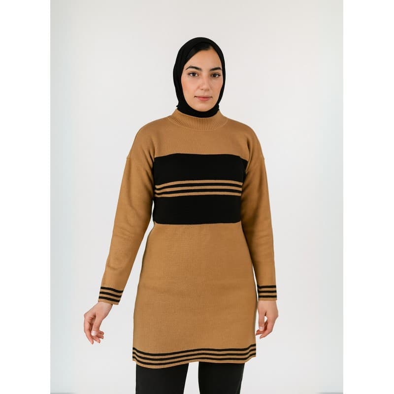 بلوزة صوف للنساء لون بني