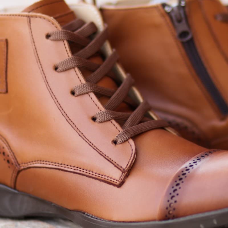 Rock boot 1452