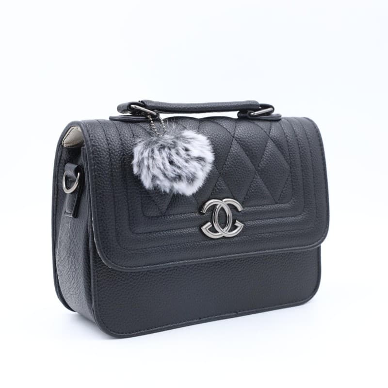 شنطة حقيبة CROSSBODY جلد للنساء لون اسود