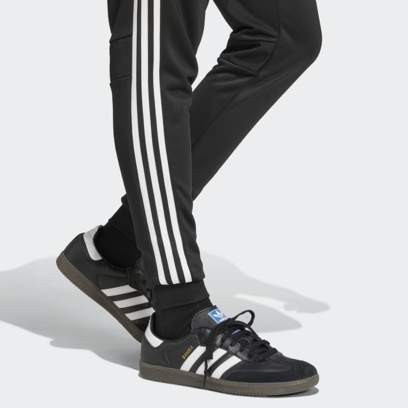 adidas Men's Tiro 25 Essentials Woven Pants -Black