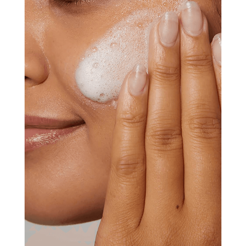 CeraVe Hydrating Cream-to-Foam Cleanser 355ML