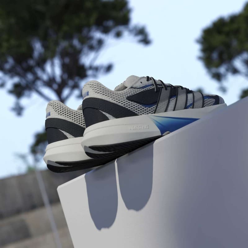adidas Men's LIGHTBLAZE SNEAKERS - White
