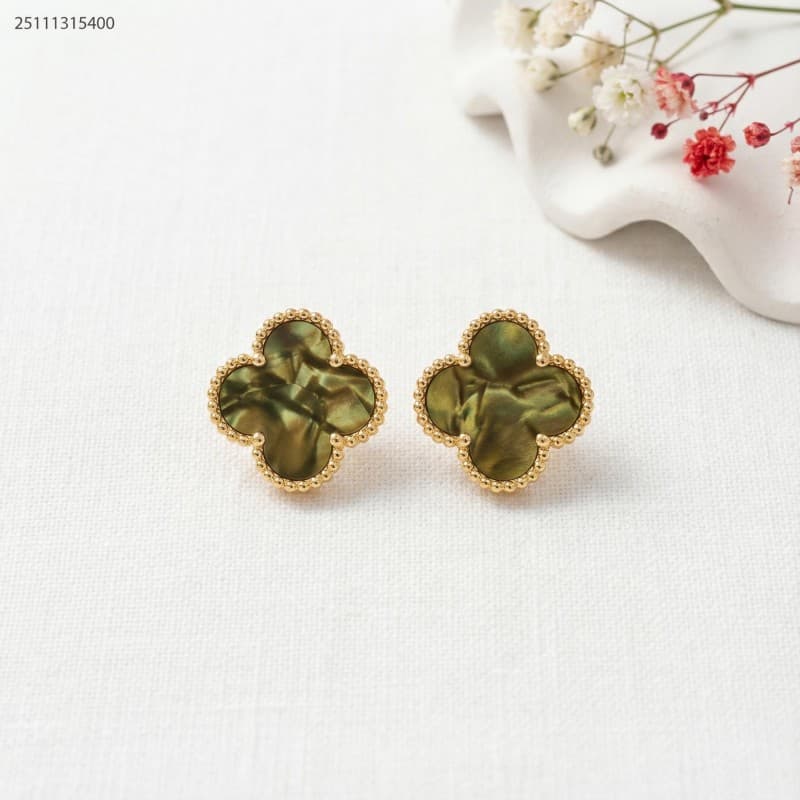 15mm earrings لون بني