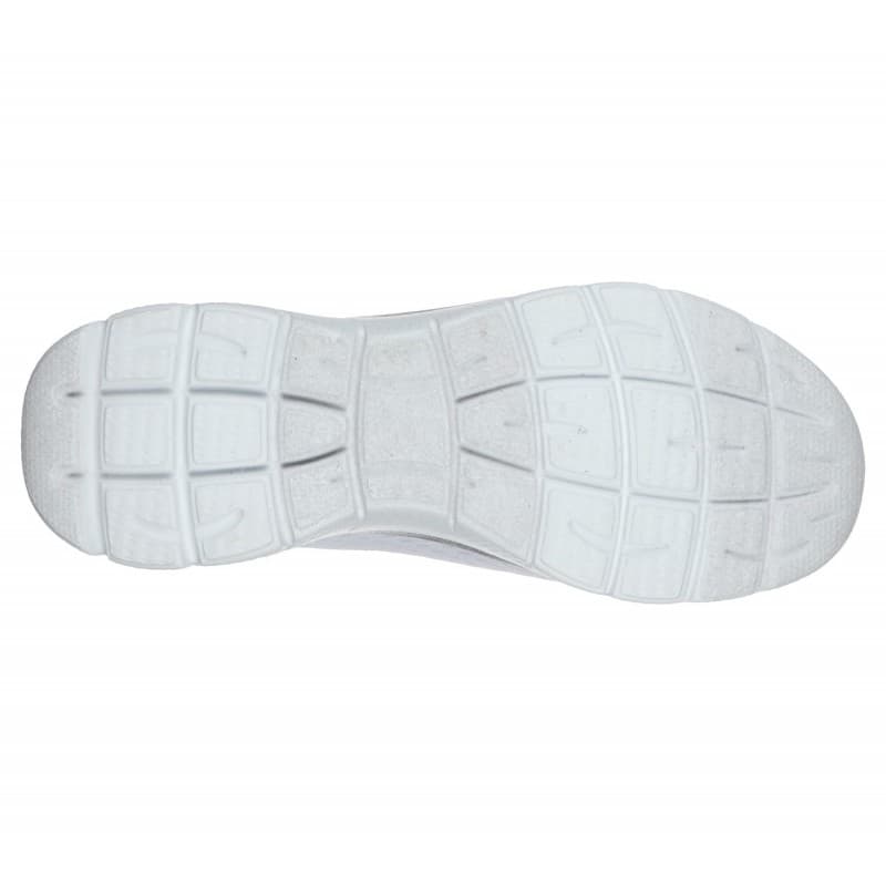 SKECHERS Summits Fast Attraction