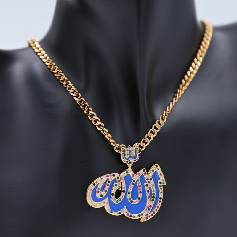 سلسال ذهبي بتصميم لفظ الجلالة لون أزرق مع زركون ملون